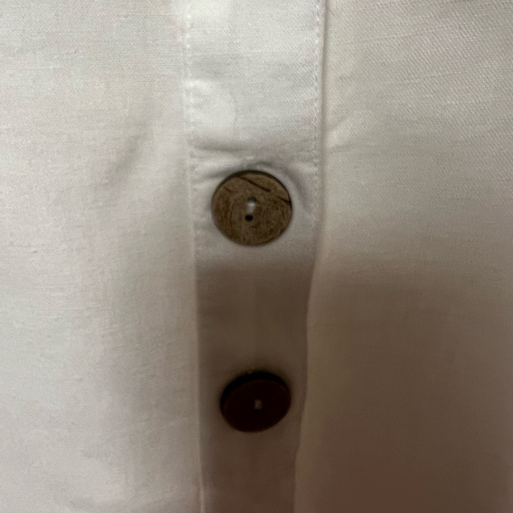 ELLEN TRACY VERY LIGHT CREAM COLOR SIZE LARGE LINEN OVERSIZED SHIRT - Picture 2 of 5